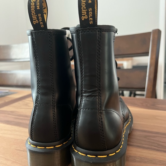 Original Dr Martens - women’s size 6 - Picture 4 of 5